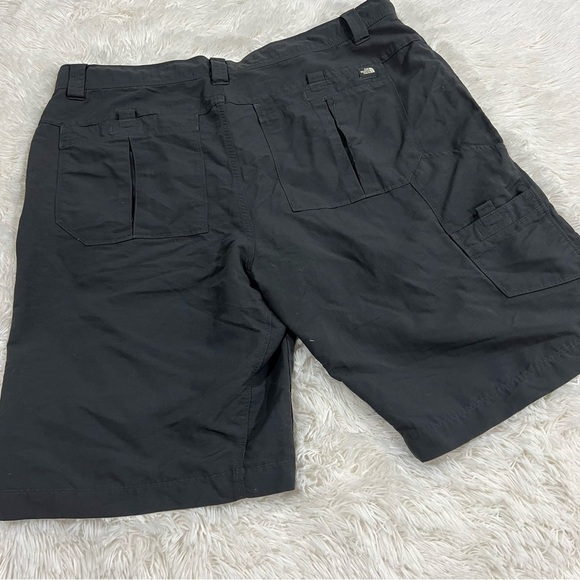 THE NORTH FACE Mens Gray Nylon Cargo Utility Shorts Size 40 - Picture 6 of 11